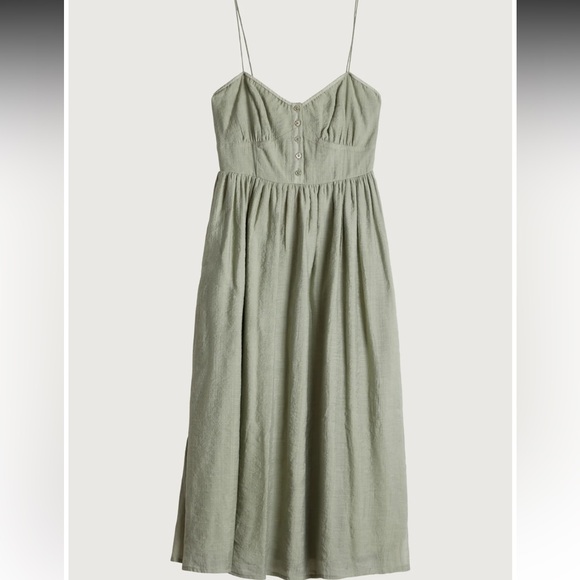 OAK + FORT Dresses & Skirts - Oak & Fort NWT LINED CRINKLE VIOLE MIDI DRESS